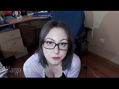 ❤️ 안경을 쓴 섹시한 여자가 카메라에 딜도를 빤다. ❤ 섹스 비디오 포르노에서 ko.myteporn.ru ❌️❤